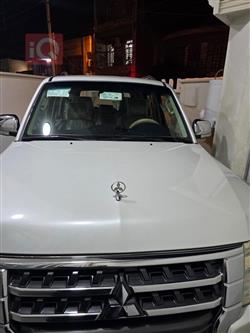 ميتسوبيشي باجيرو